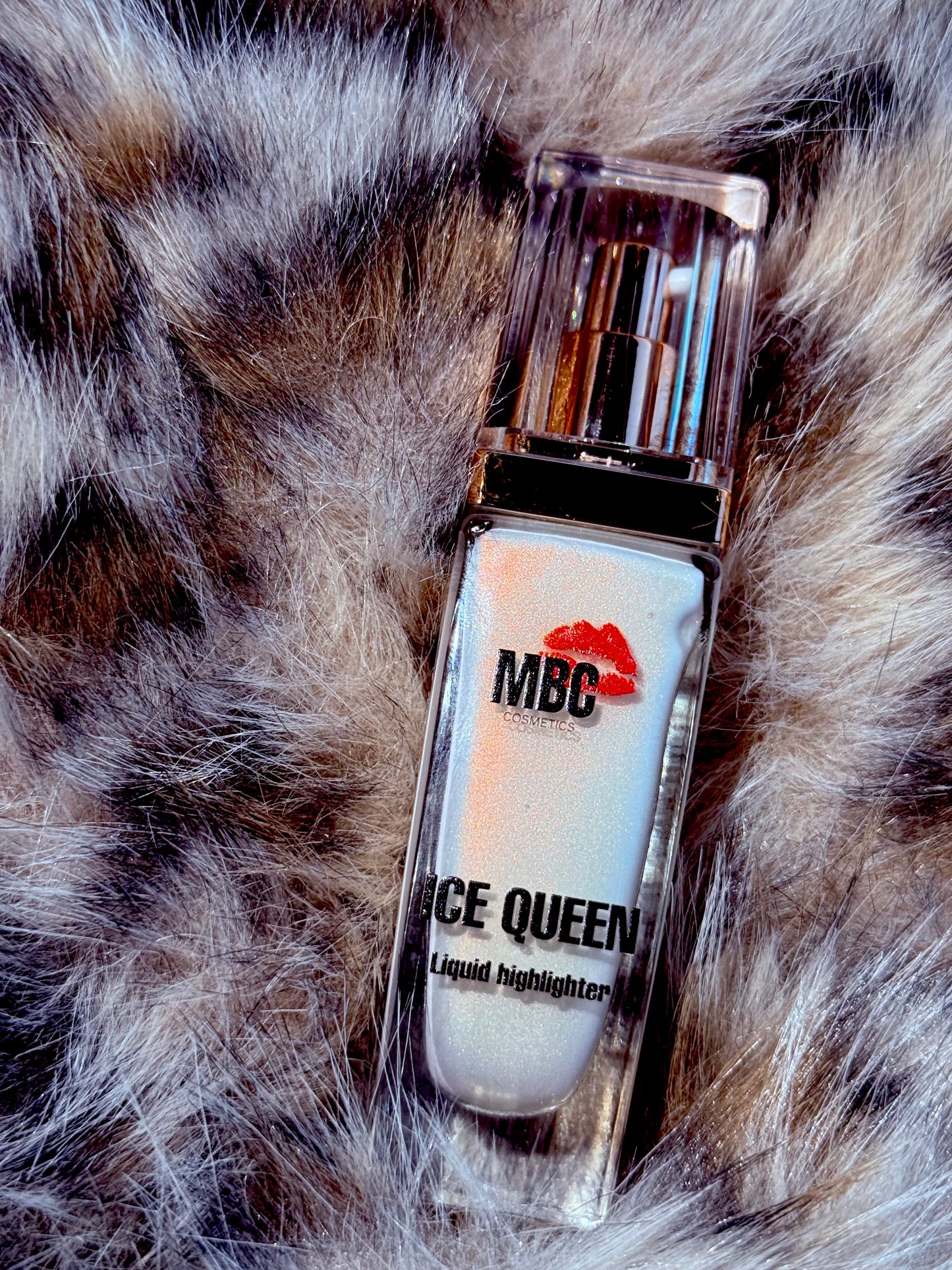 Ice queen liquid illuminator